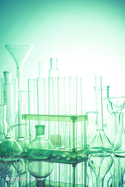 信息技術(shù)驅(qū)動(dòng)化學(xué)醫(yī)學(xué)實(shí)驗(yàn)室玻璃創(chuàng)新研究